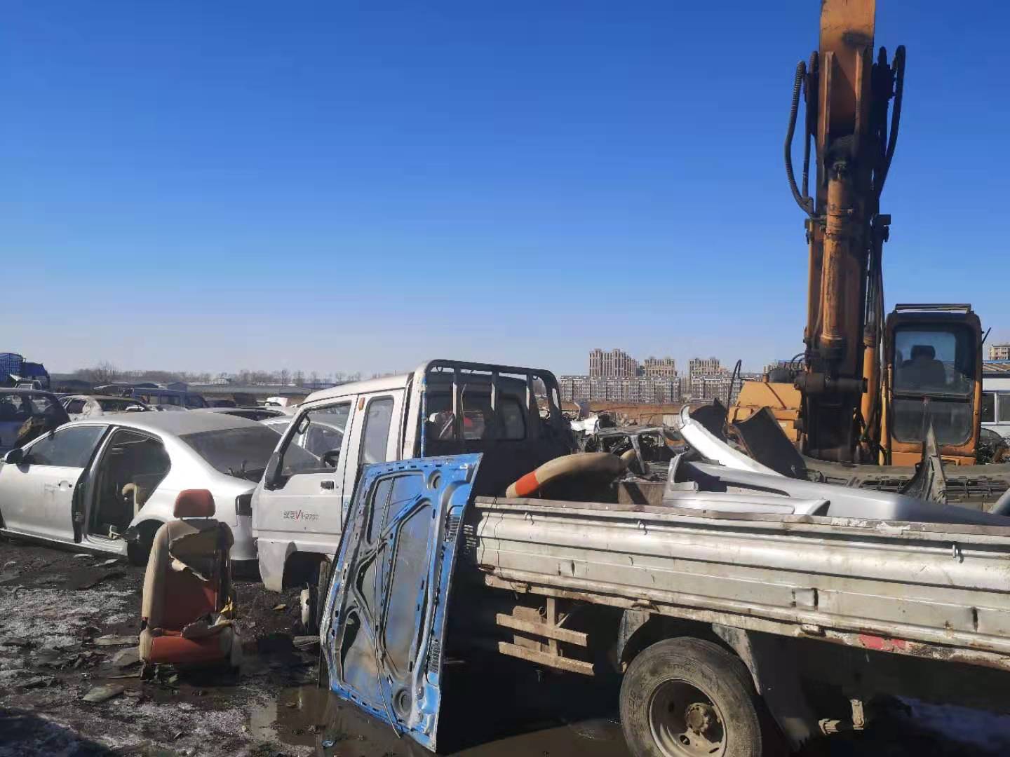 天府新區(qū)機(jī)動(dòng)車報(bào)廢回收電話18581617401