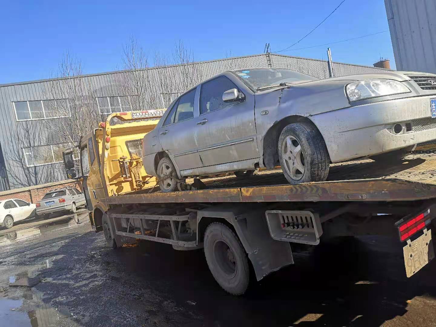 成都機(jī)動(dòng)車報(bào)廢回收拖車正確流程！